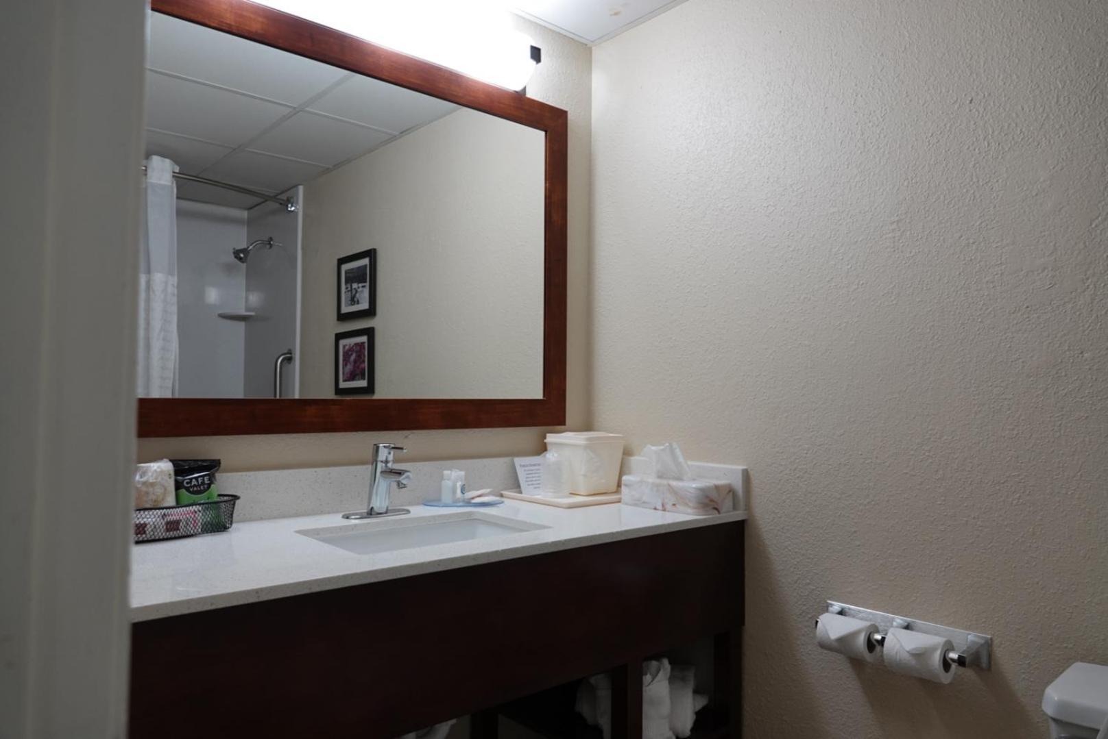 Comfort Inn Charlotte Airport Uptown Exterior foto