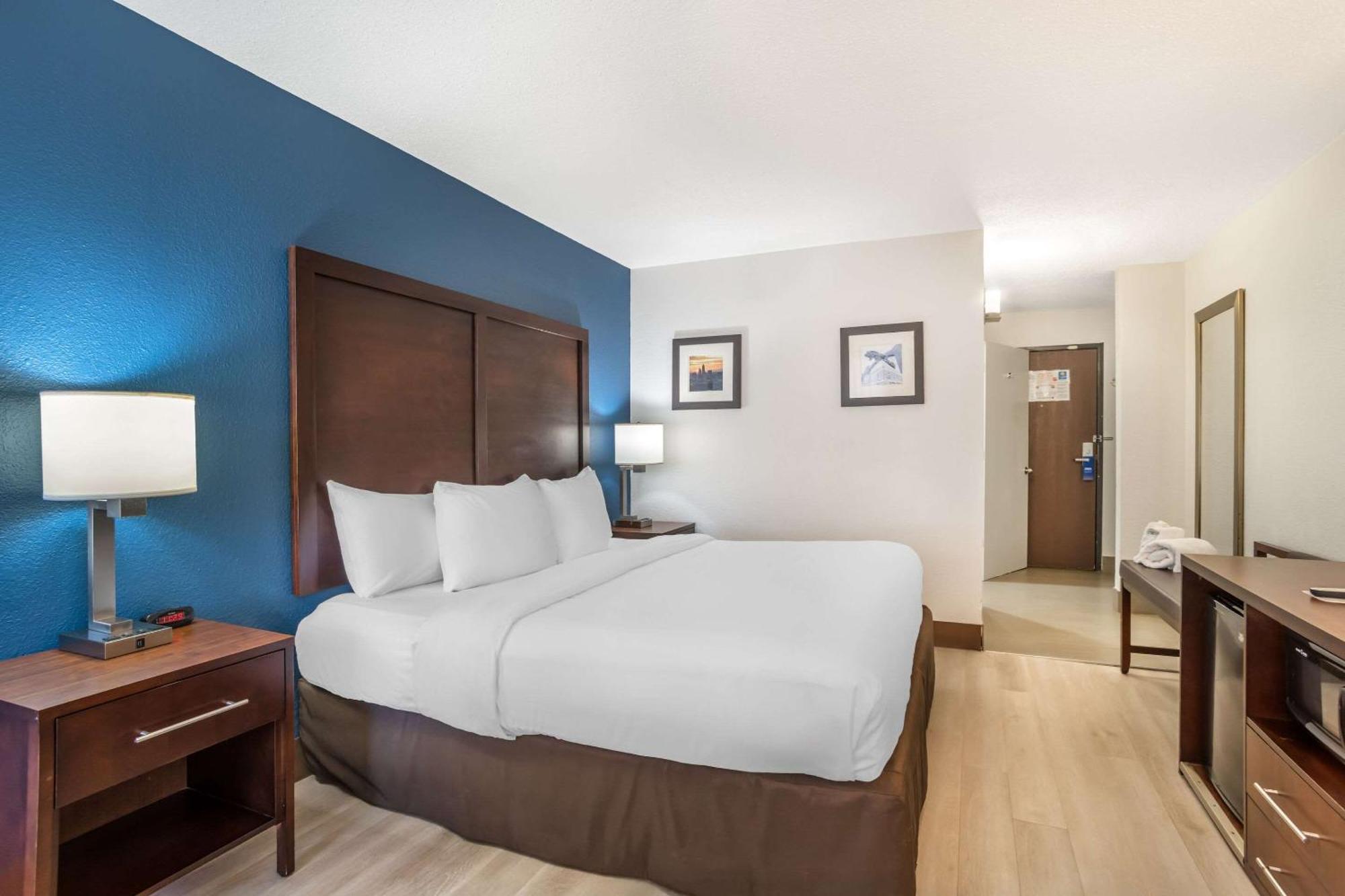 Comfort Inn Charlotte Airport Uptown Exterior foto